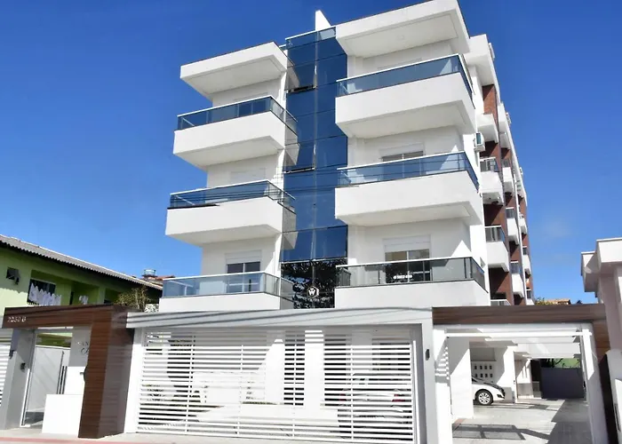 Residencial Santinho Beach